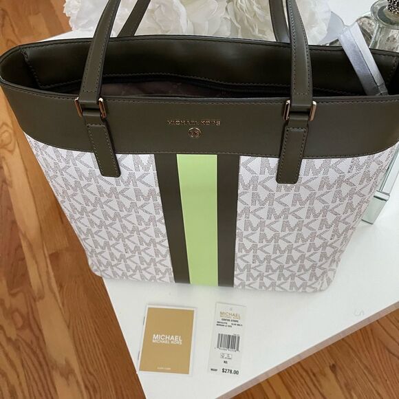 SOLD .……NWT. Michael Kors Center Stripe Morgan Olive / Multi large tote. - Picture 5 of 6